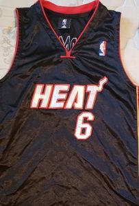 Lebron James Jersey